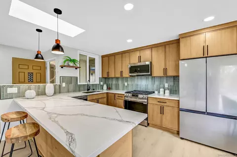 Kitchen - 3904 Sherbourne Dr, Oceanside, CA 92056 photo 1 of 3