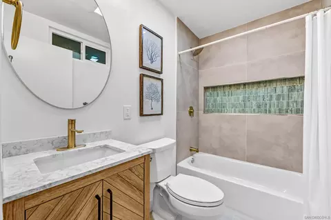 Bath - 3904 Sherbourne Dr, Oceanside, CA 92056 photo 1 of 2
