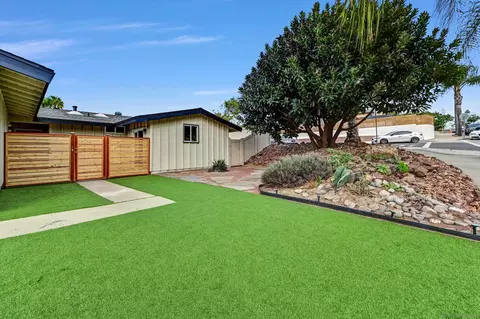 Exterior - 3904 Sherbourne Dr, Oceanside, CA 92056 photo 4 of 11