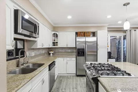 9438 Janet Ln, Lakeside, CA 92040 photo 7