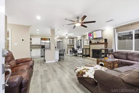 9438 Janet Ln, Lakeside, CA 92040 photo 8
