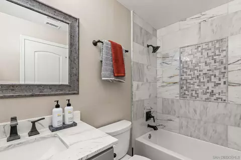 Bath - 8347 Carlton Oaks Dr, Santee, CA 92071 photo 2 of 3