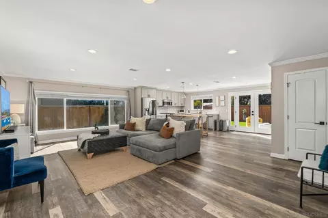 Living - 8347 Carlton Oaks Dr, Santee, CA 92071 photo 2 of 2