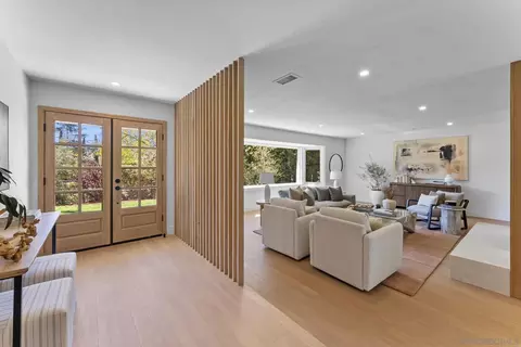 12830 Avenida La Valencia, Poway, CA 92064 photo 4