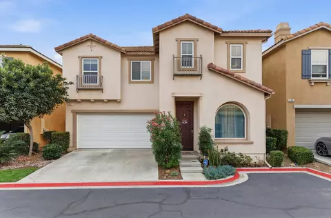 465 Ashbourne Gln, Escondido, CA 92027