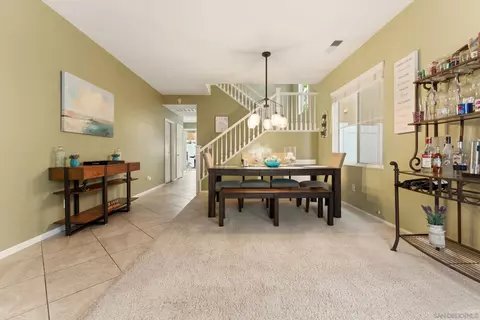 Dining - 465 Ashbourne Gln, Escondido, CA 92027 photo 1 of 3