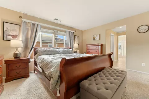 Bedroom - 465 Ashbourne Gln, Escondido, CA 92027 photo 1 of 6