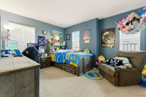 Bedroom - 465 Ashbourne Gln, Escondido, CA 92027 photo 5 of 6