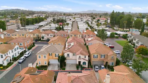 View/Area - 465 Ashbourne Gln, Escondido, CA 92027 photo 2 of 3