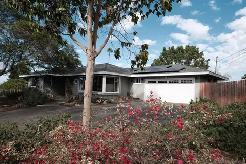 2345 Alta Vista Dr, Vista, CA 92084