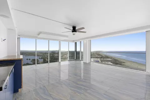 1820 Avenida Del Mundo #1504, Coronado, CA 92118