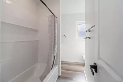 Bath - 832 Ramona Ave, Spring Valley, CA 91977 photo 2 of 4