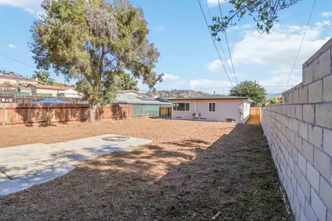 Exterior - 832 Ramona Ave, Spring Valley, CA 91977 photo 6 of 8