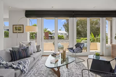 Living - 302 Prospect St #7, La Jolla, CA 92037 photo 2 of 4