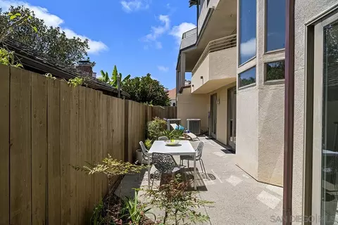 Exterior - 302 Prospect St #7, La Jolla, CA 92037 photo 5 of 5