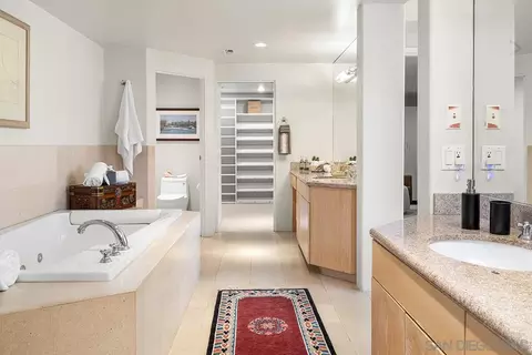 Bath - 302 Prospect St #7, La Jolla, CA 92037 photo 2 of 3