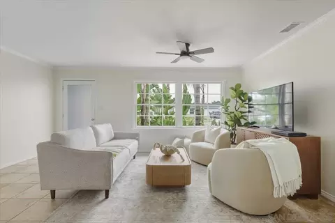 Living - 8888 Jaylee Ave, Spring Valley, CA 91977 photo 3 of 3