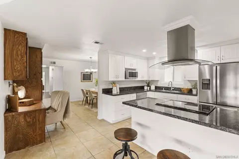 Kitchen - 1429 Midway Dr, Alpine, CA 91901 photo 4 of 4