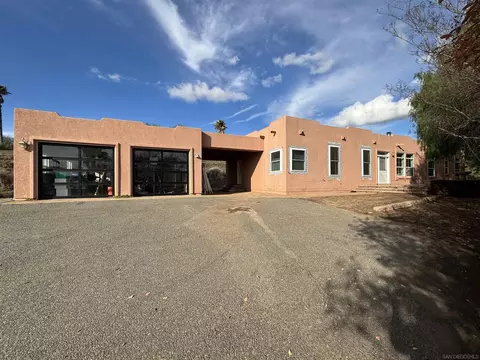 6960 W Lilac Rd, Bonsall, CA 92003
