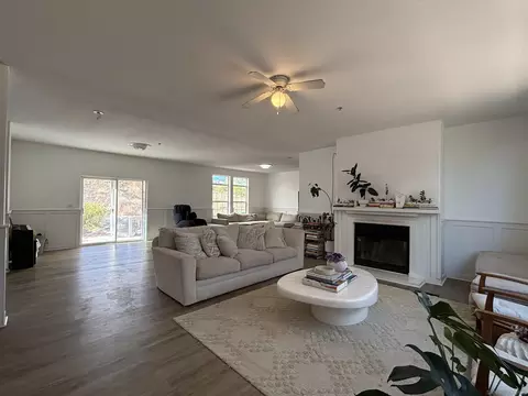 Living - 6960 W Lilac Rd, Bonsall, CA 92003 photo 2 of 5