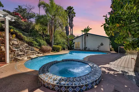 12673 Jackson Hill Dr, El Cajon, CA 92021
