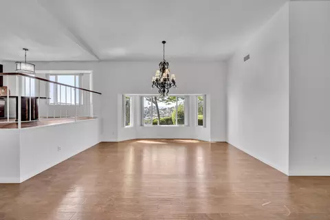 Living - 12673 Jackson Hill Dr, El Cajon, CA 92021 photo 2 of 7
