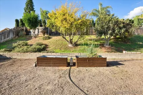 Exterior - 826 Terrace Ave, Escondido, CA 92026 photo 5 of 8