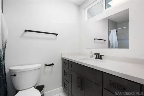 Bath - 826 Terrace Ave, Escondido, CA 92026 photo 1 of 4
