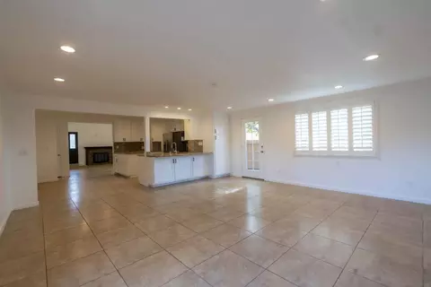 Living - 10858 Buggywhip Dr, Spring Valley, CA 91978 photo 8 of 9