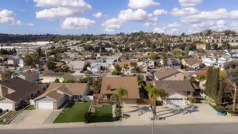 View/Area - 10858 Buggywhip Dr, Spring Valley, CA 91978 photo 6 of 9