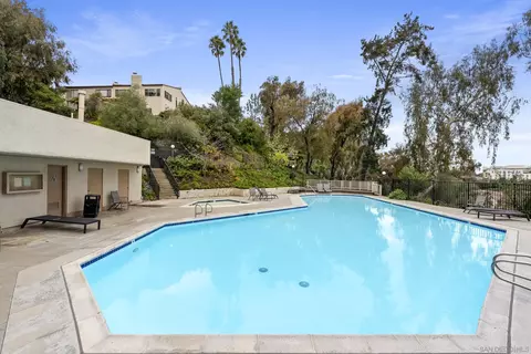 8871 Caminito Primavera, La Jolla, CA 92037 photo 3
