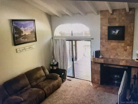 Living - 15711 Davis Cup Ln, Ramona, CA 92065 photo 1 of 2