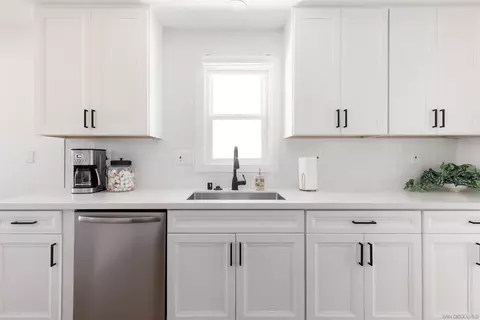Kitchen - 1227-31 Center Ave, Oceanside, CA 92054 photo 3 of 22