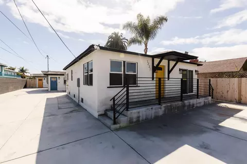 Exterior - 1227-31 Center Ave, Oceanside, CA 92054 photo 2 of 4