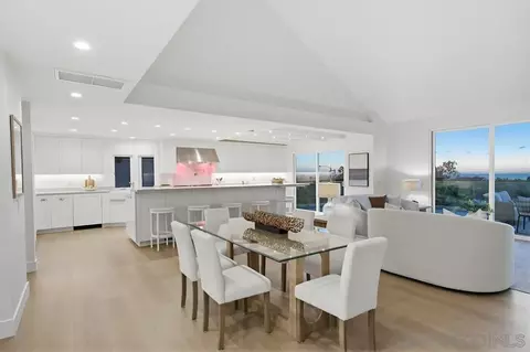 Dining - 1711 Burgundy Rd, Encinitas, CA 92024 photo 1 of 1