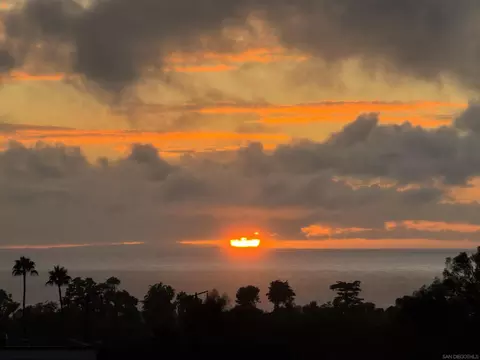 View/Area - 1711 Burgundy Rd, Encinitas, CA 92024 photo 13 of 13