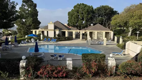 Exterior - 1711 Burgundy Rd, Encinitas, CA 92024 photo 6 of 6