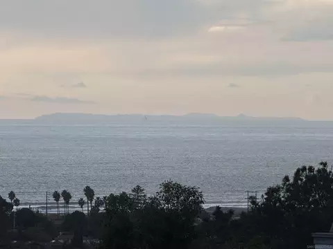 Other - 1711 Burgundy Rd, Encinitas, CA 92024 photo 1 of 11