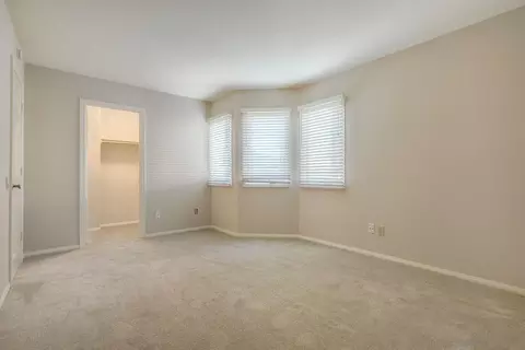 Bedroom - 1930 Mountain Valley Ln, Escondido, CA 92029 photo 4 of 4