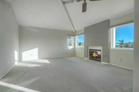 Living - 1930 Mountain Valley Ln, Escondido, CA 92029 photo 7 of 8
