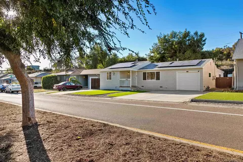 Exterior - 3708 Fairway Dr, La Mesa, CA 91941 photo 9 of 10