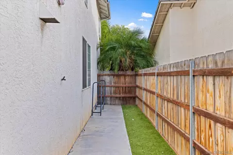 Exterior - 1341 Somerset Ct, Ramona, CA 92065 photo 12 of 18