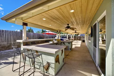 Exterior - 643 Kimball St, Escondido, CA 92027 photo 9 of 11