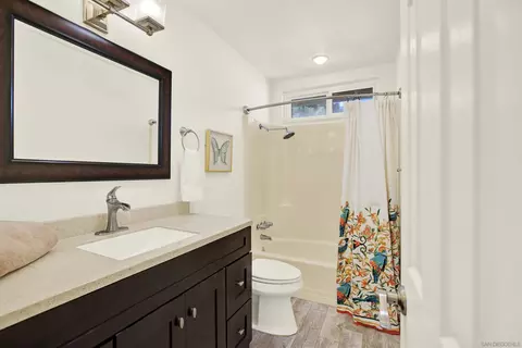 Bath - 643 Kimball St, Escondido, CA 92027 photo 4 of 4
