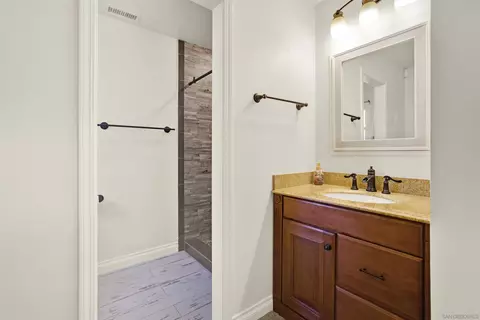 Bath - 643 Kimball St, Escondido, CA 92027 photo 1 of 4