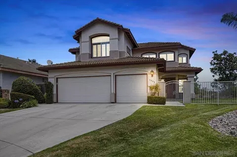 2090 Grand View Gln, Escondido, CA 92026