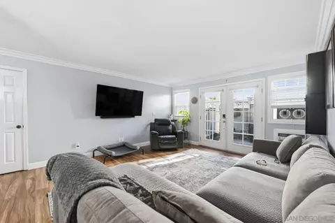 Living - 506 Canyon Dr #9, Oceanside, CA 92054 photo 3 of 3