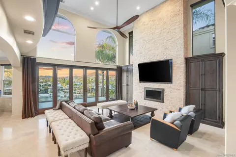 22590 Canyon Lake Dr S, Canyon Lake, CA 92587