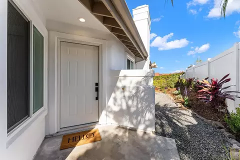 5030 Alicante Way, Oceanside, CA 92056