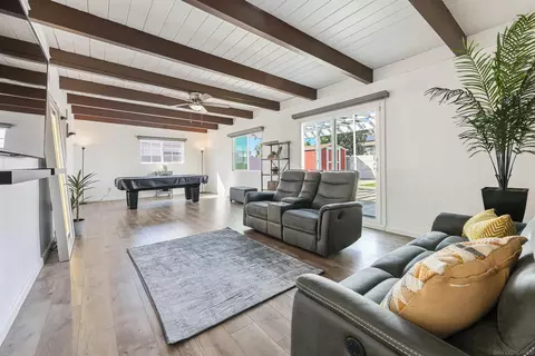 326 Kingswood St, San Diego, CA 92114